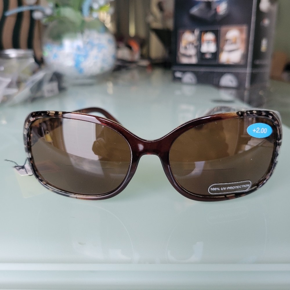 Bifocal Reading Sunglasses by Readers.com +2.00 The Cassia
